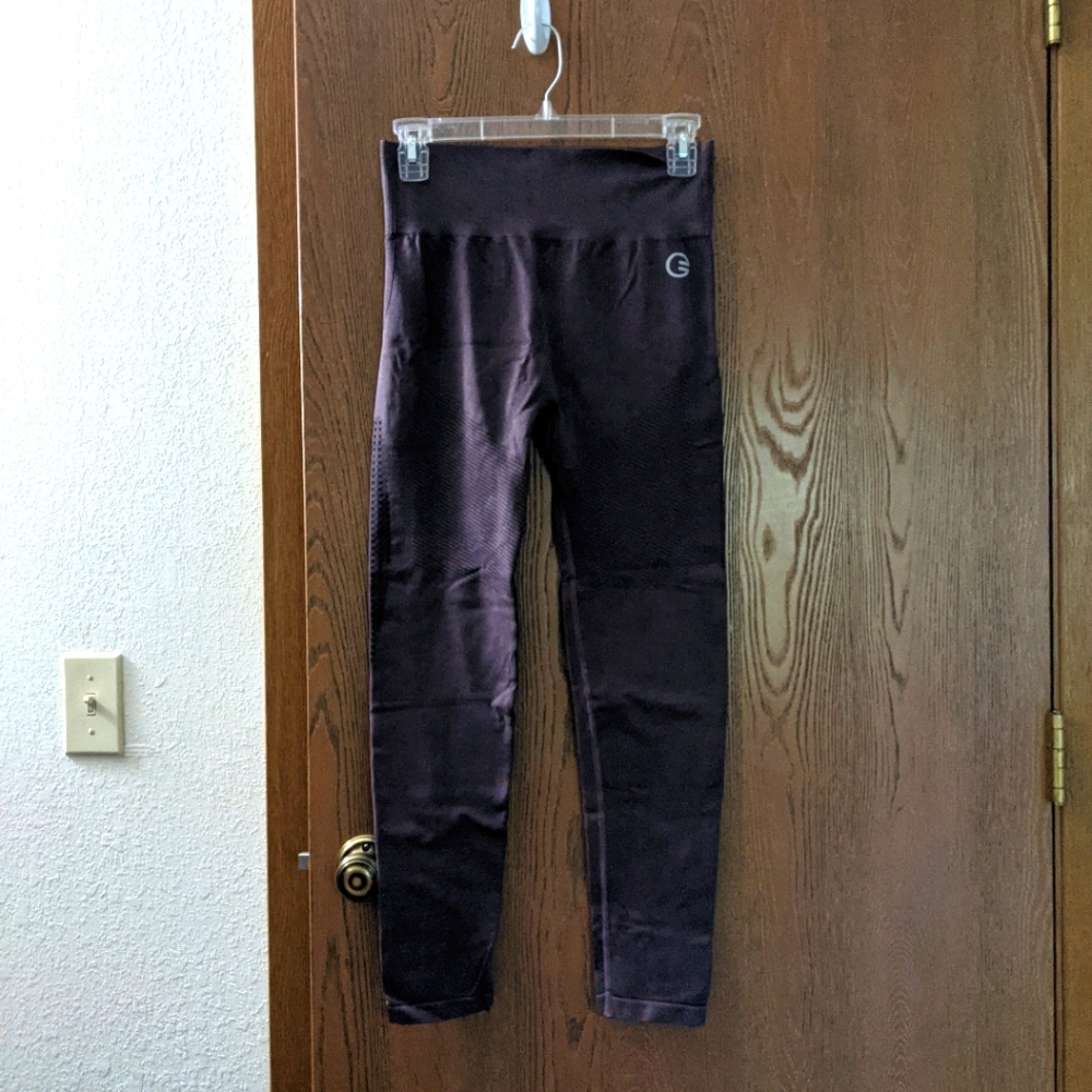 Grrrl clothing seamless leggings